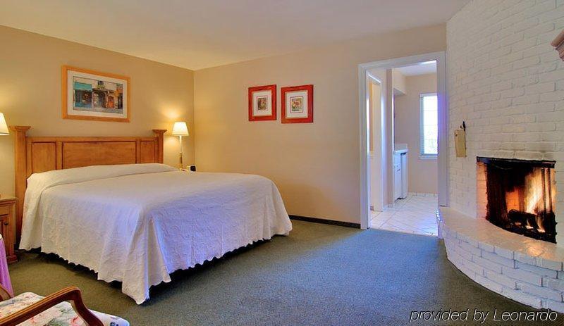 Svendsgaard'S Inn Carmel-by-the-Sea Oda fotoğraf